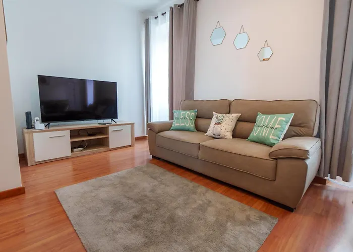 Mar Vista Home